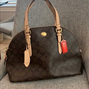 Coach Signature Cora